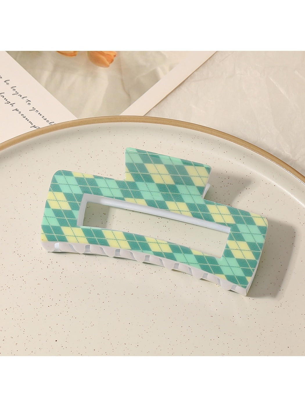 Beau - Openwork Grid Pattern Square Claw Clip