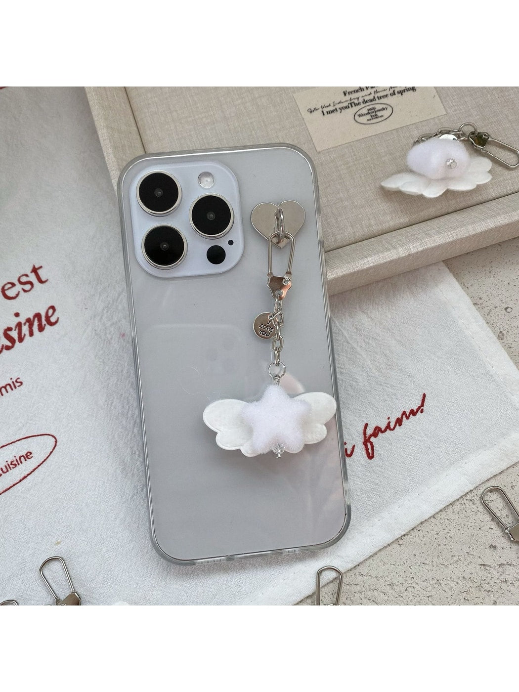 Keypus - Angel Wing Flocked Five-Point Star Keychain