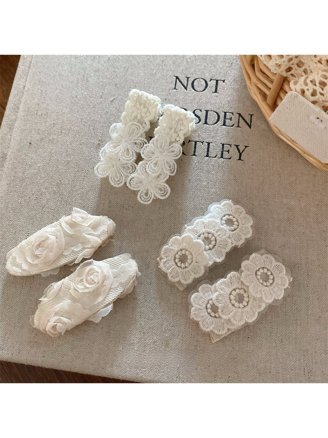 Beau - Elegant White Flower Hair Clip