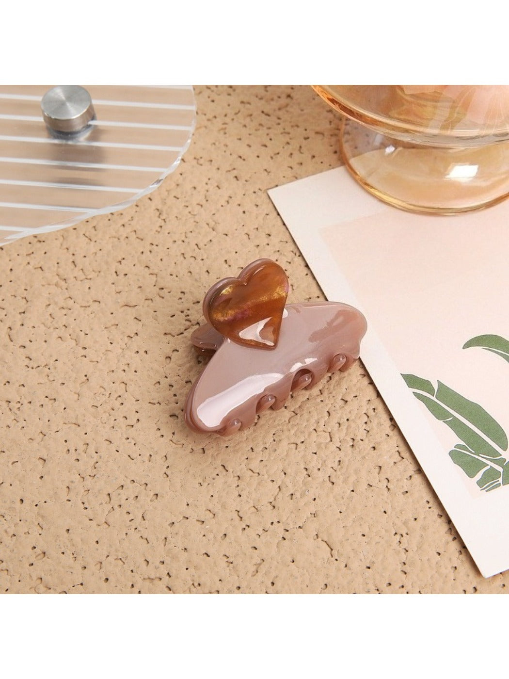 Beau - Elegant Heart Shaped Claw Clip