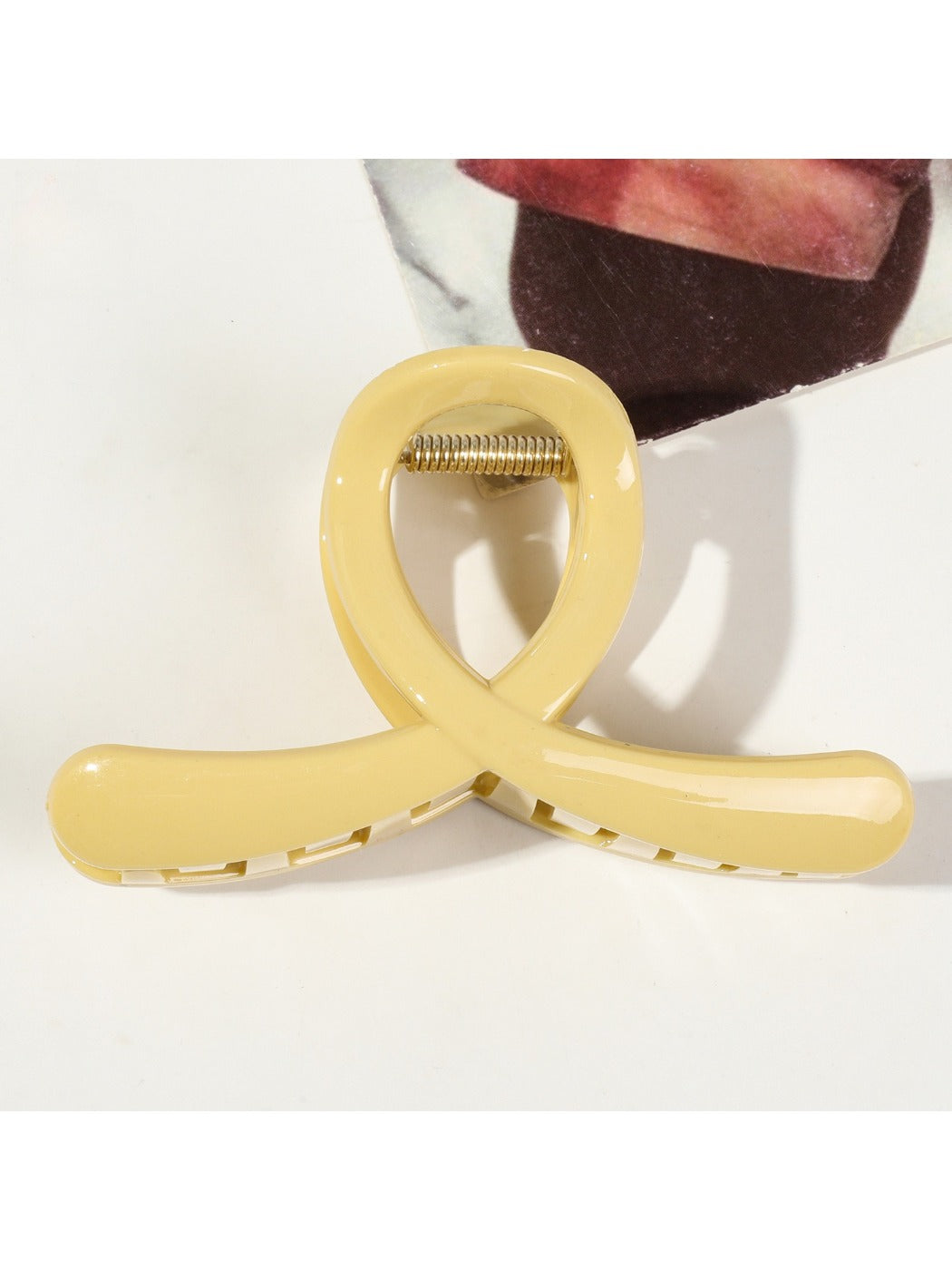 Beau - Elegant Cross Design Hair Claw Clip