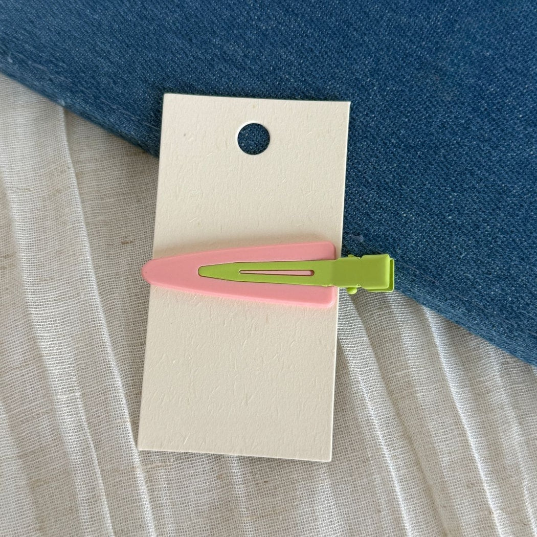 Beau - Cute Triangle No Crease Side Hair Clip