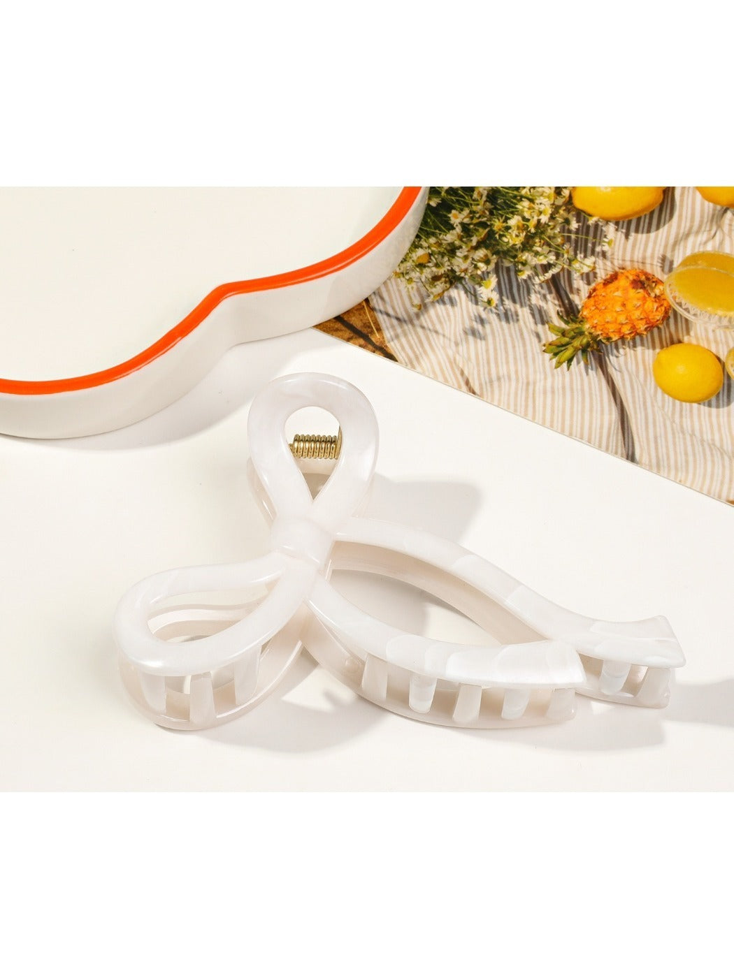 Beau - Cute Bow Hair Clip