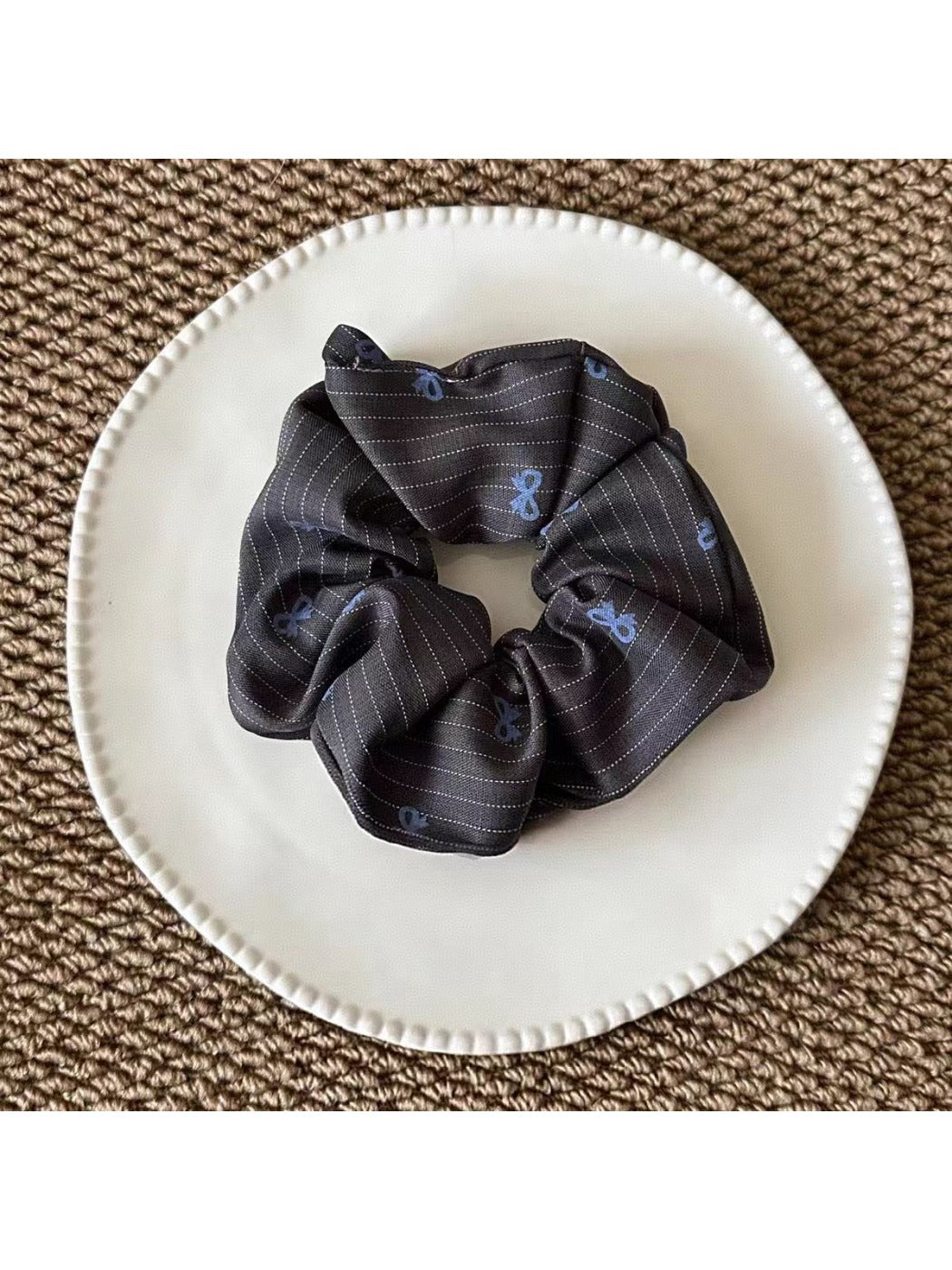 Gifty - Bow Print Scrunchie Striped Hair Tie