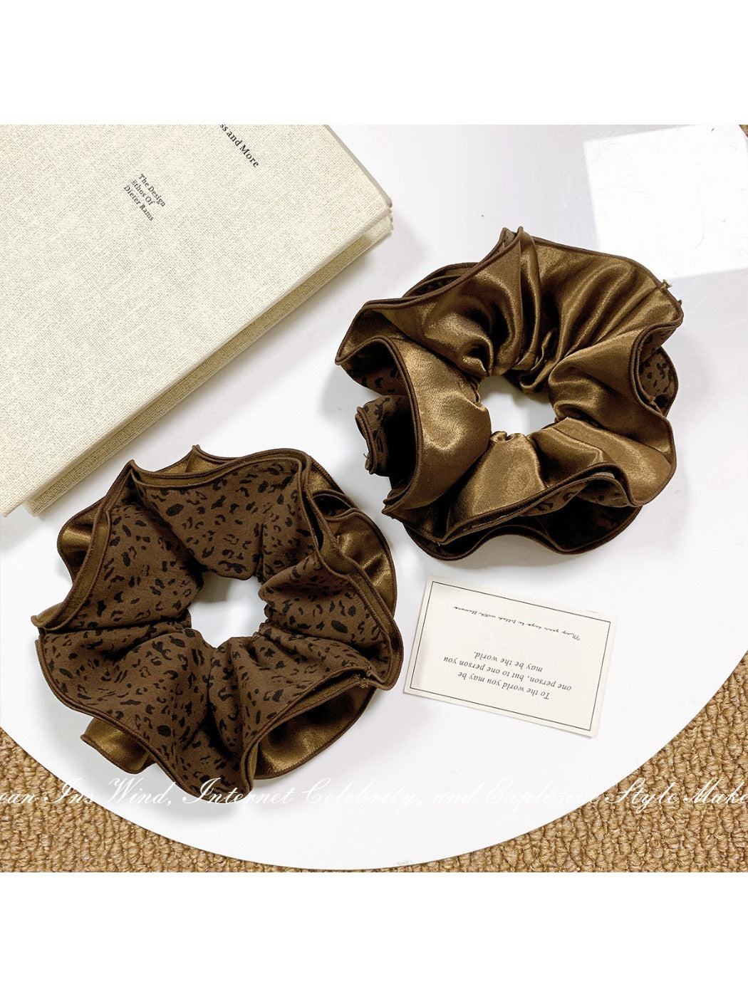 Gifty - Chic Leopard Pattern Scrunchie