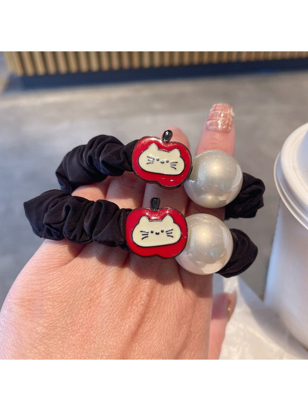 Gifty - Cute Cartoon Cat Scrunchie