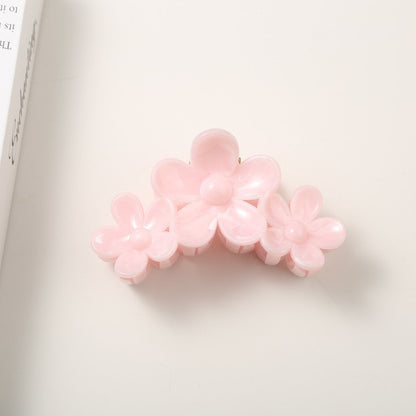 Beau - Marbled Three Flower Petal Claw Hair Clip