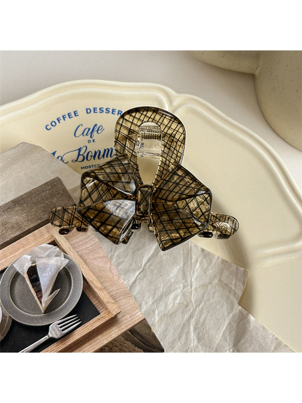 Beau - Alloy and Acetate Fiber Bow Shape Claw Clip