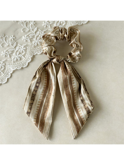 Gifty - Bohemian Satin Scrunchie with Flowing Ties