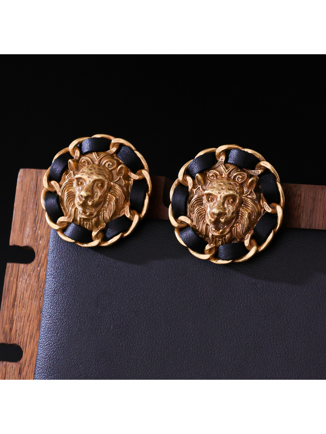Earedge - Vintage Lion Relief Button Stud Earrings