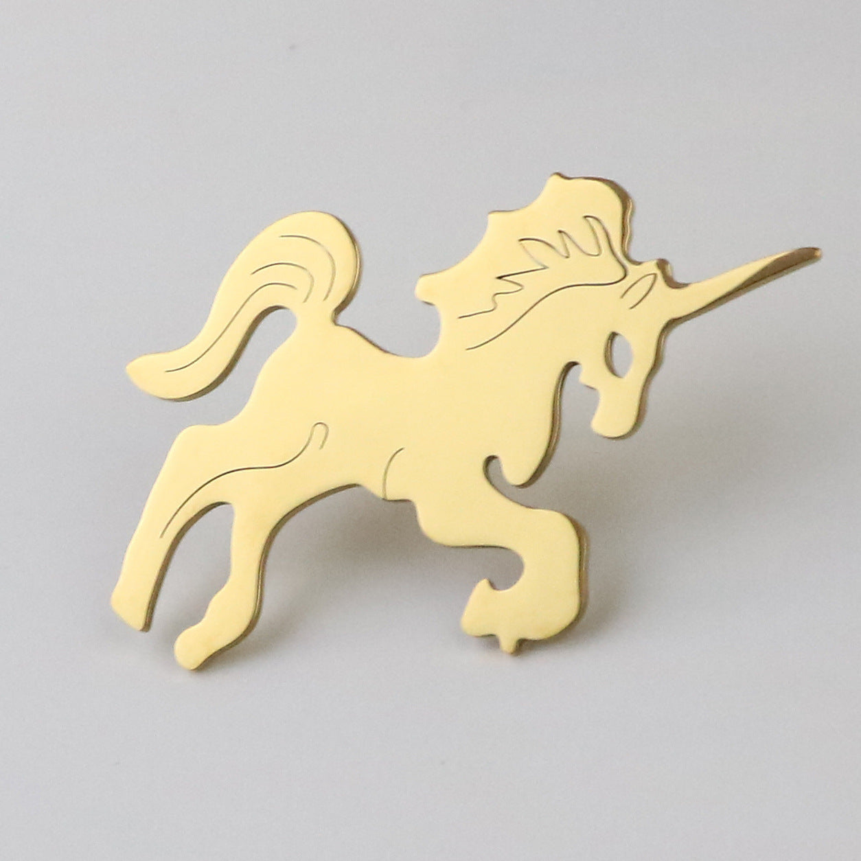Brovia - Unicorn Openwork Silhouette Brooch