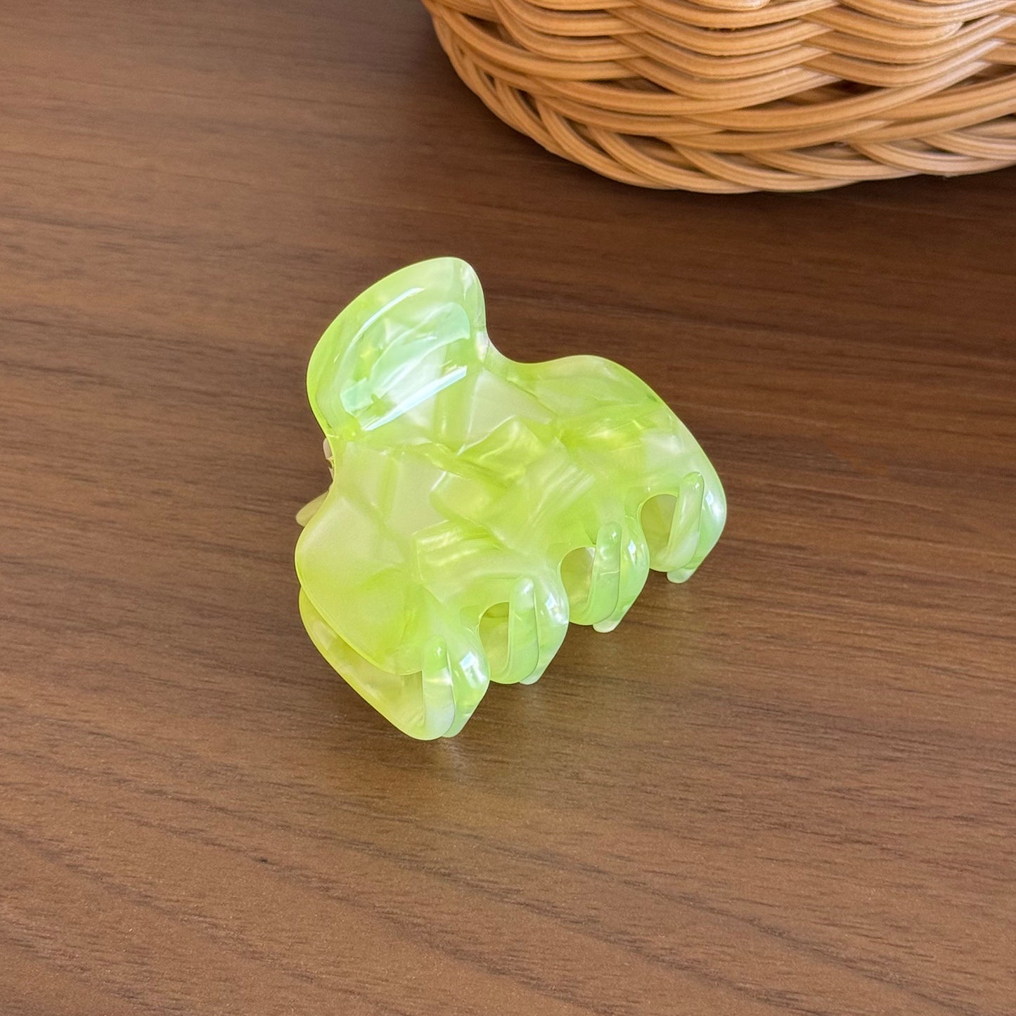 超仙醋酸抓夹加厚百搭夹子简约高级感盘发鲨鱼夹高品质发夹可爱