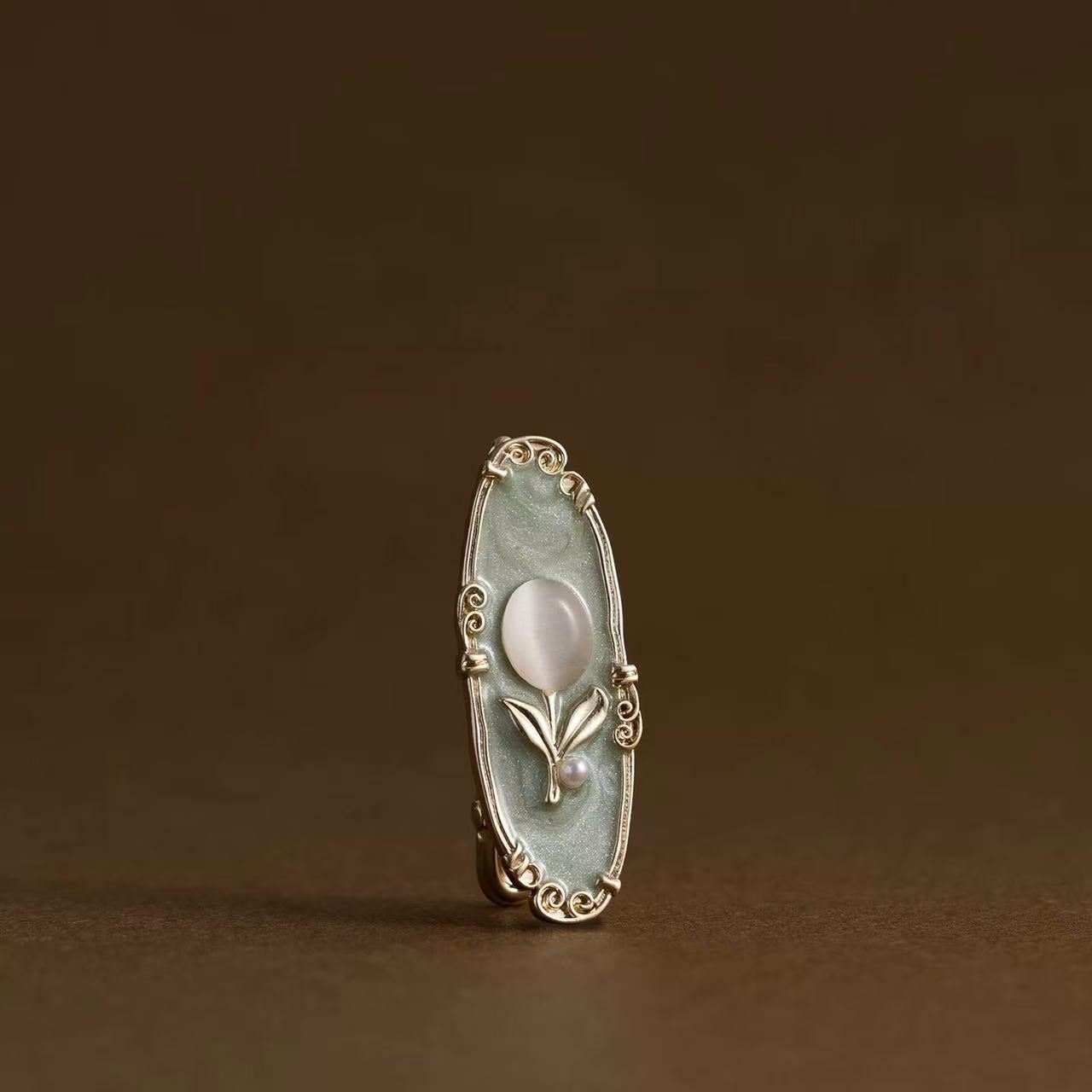 Beau - Green Tulip Oval Hair Clip