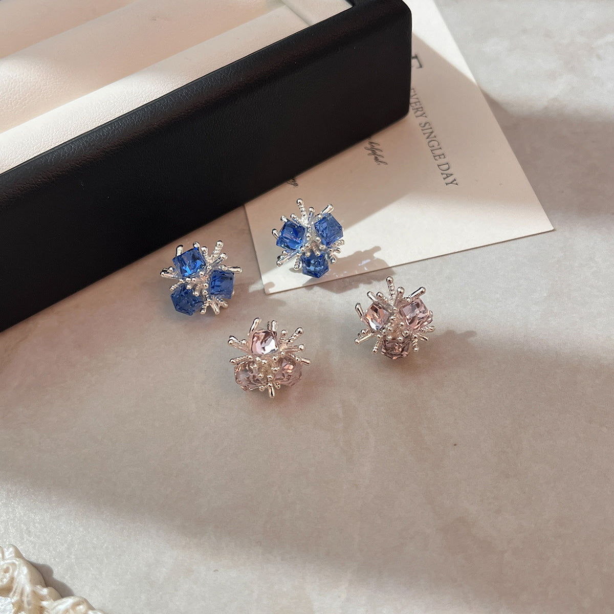Earedge - Floral Burst Cluster Stud Earrings