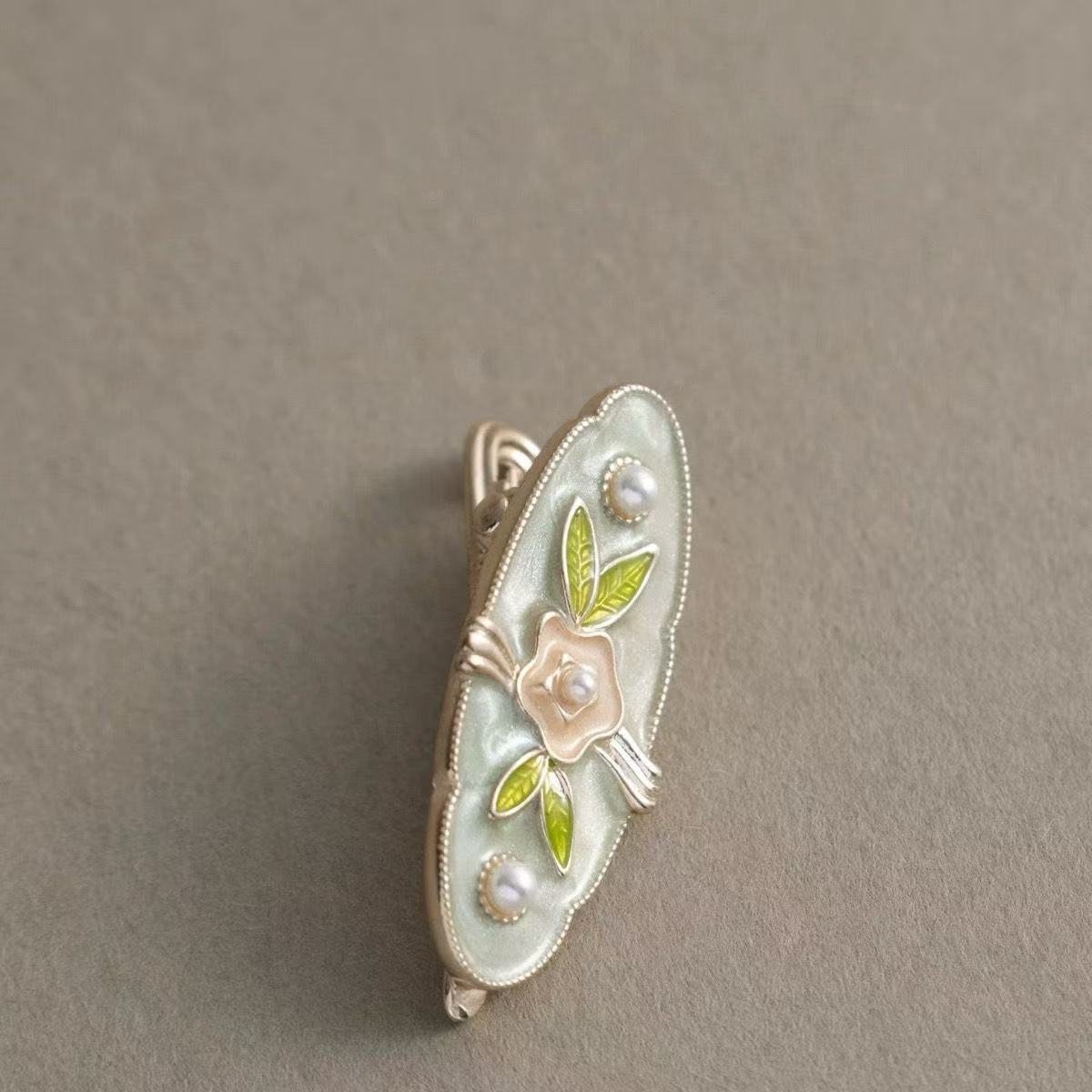 Beau - Green Floral Oval Hair Clip
