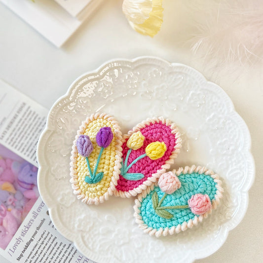 GIFTY - 3PCS Handmade Tulip Crochet Hair Clip Set