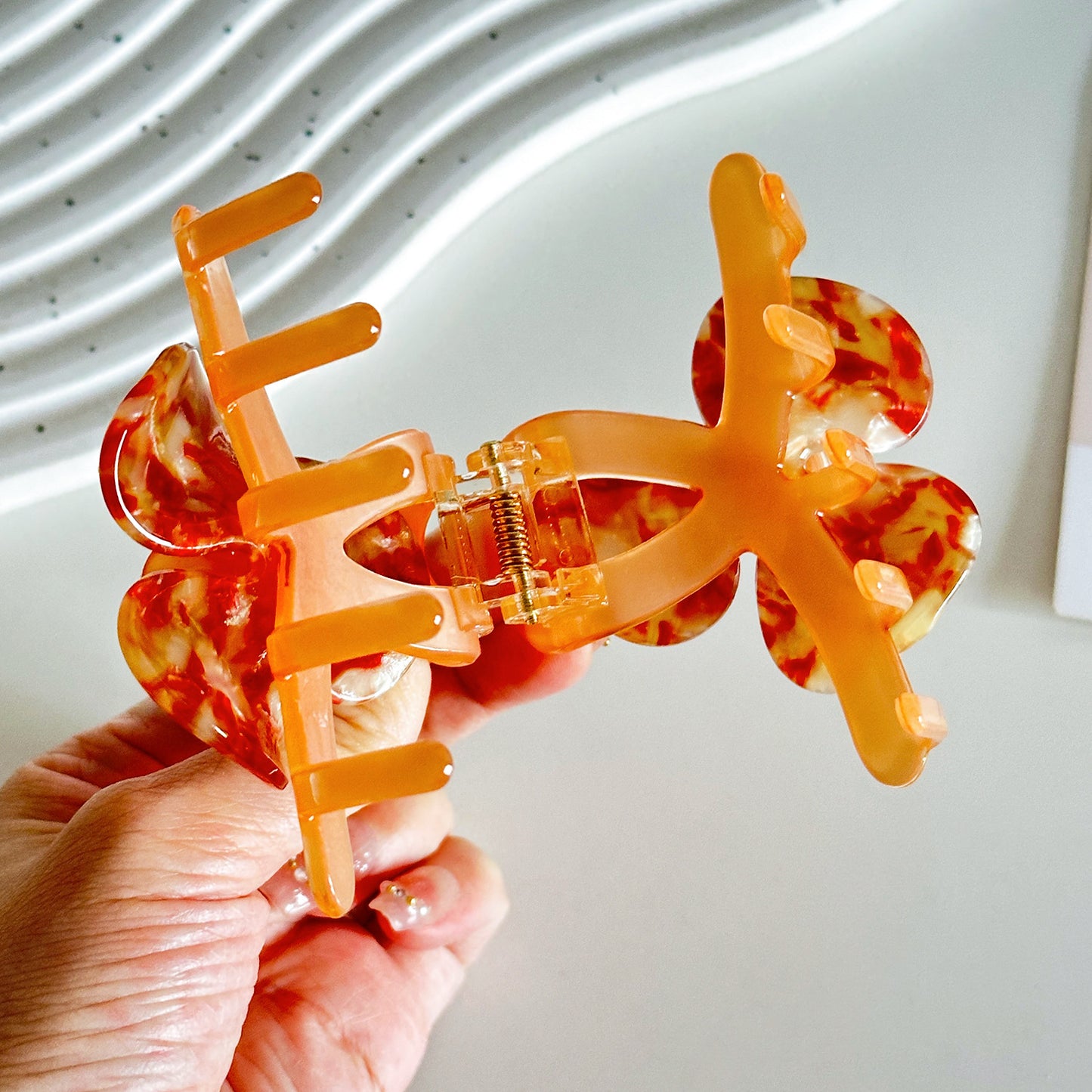 朵薇饰品醋酸立体花朵发夹高级感盘发夹子百搭半扎发鲨鱼夹子发饰