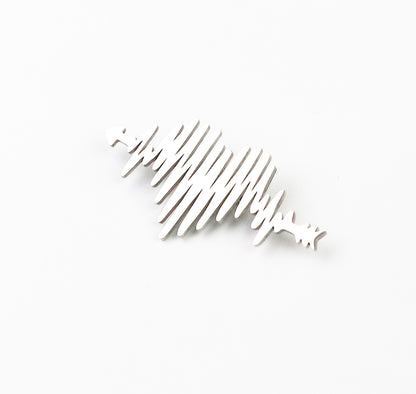 Brovia - Heart Pulse Openwork Brooch