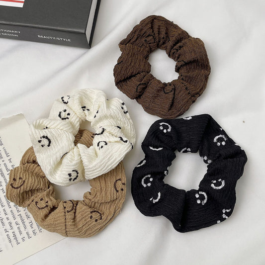 Gifty - Smiley Face Scrunchie