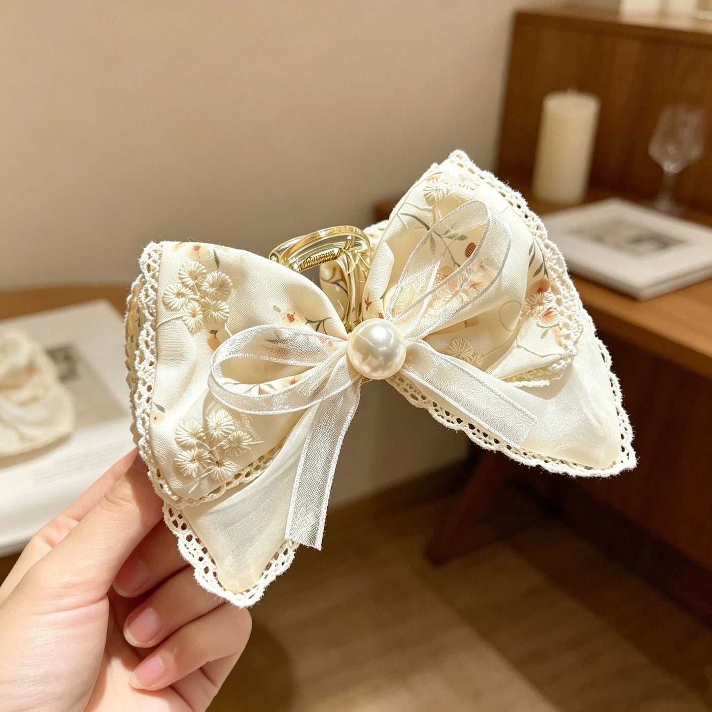 韩系布艺蝴蝶结抓夹女蕾丝花边后脑勺盘发鲨鱼夹子超仙高级感发卡
