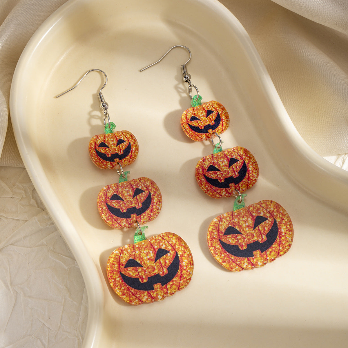 Earedge - Halloween Spooky Motif Drop Earrings