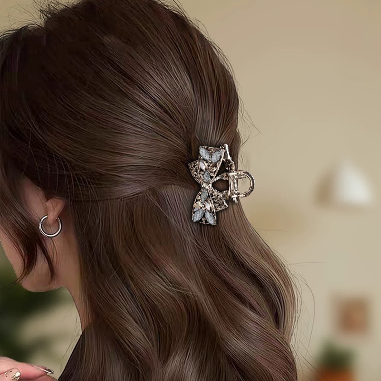 Beau - Bow Leaf Detail Hair Claw
