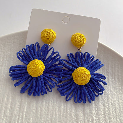 Handwoven Contrast Color Flower Stud Earrings