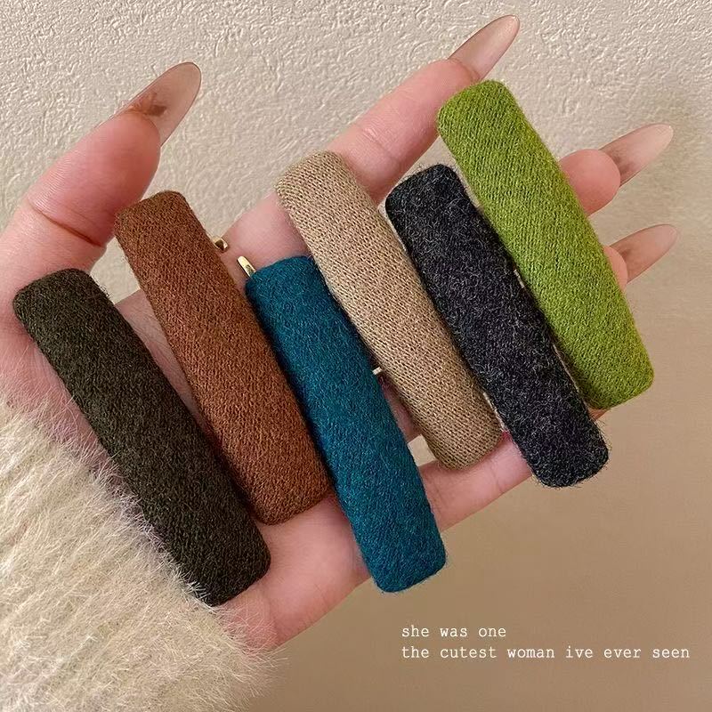 Beau - Solid Color Rounded Rectangle Hair Clip