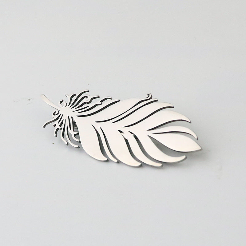 Brovia - Feather Openwork Silhouette Brooch