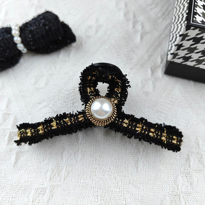 Fashionable Camellia Flower Pearl Claw Clip