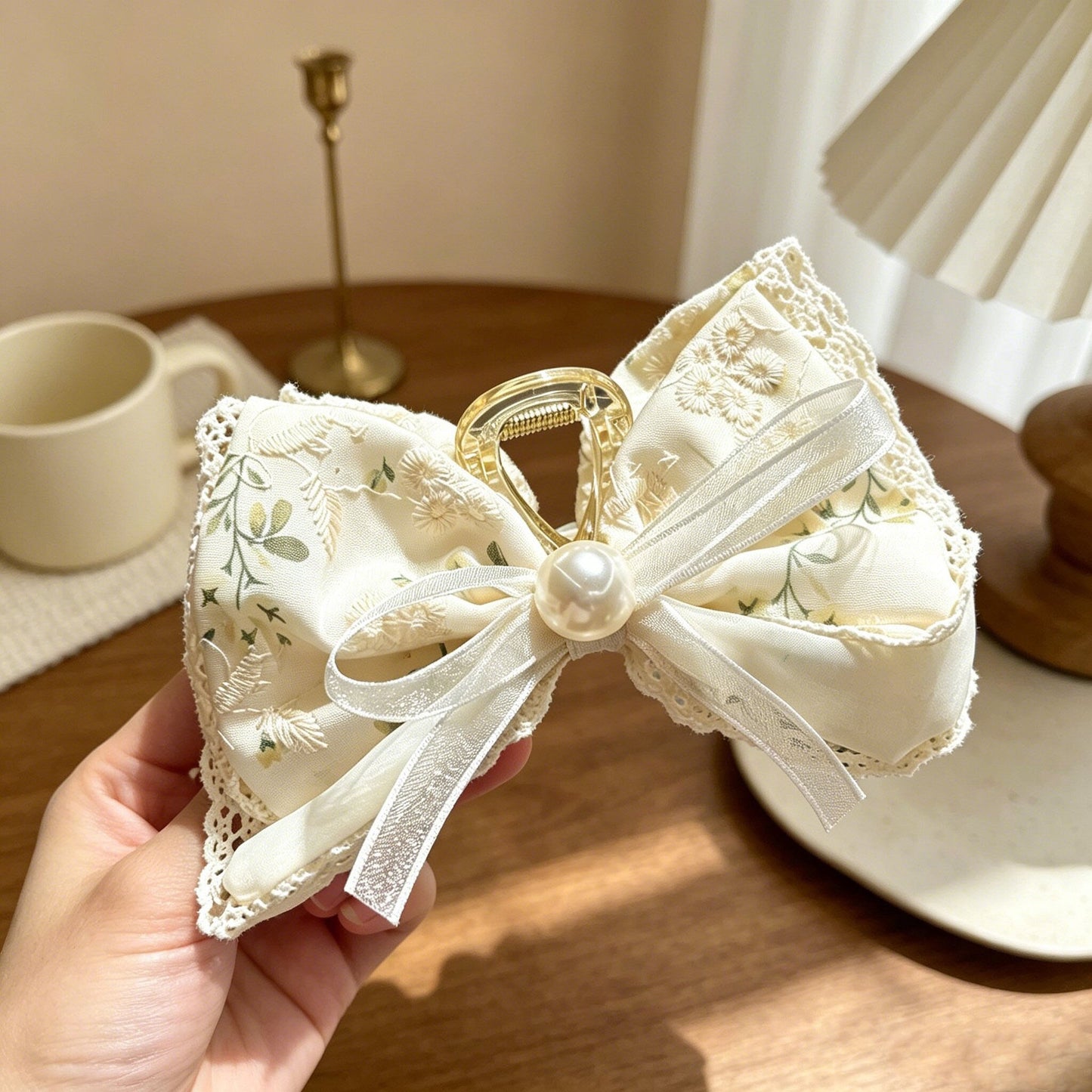 韩系布艺蝴蝶结抓夹女蕾丝花边后脑勺盘发鲨鱼夹子超仙高级感发卡