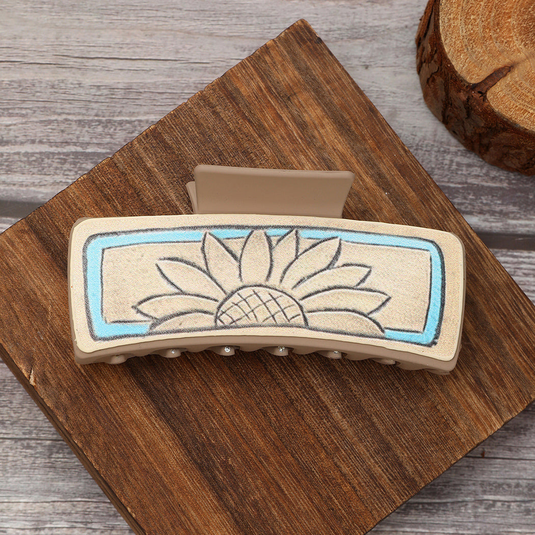 Beau - Neutral Western Geometric Hair Claw