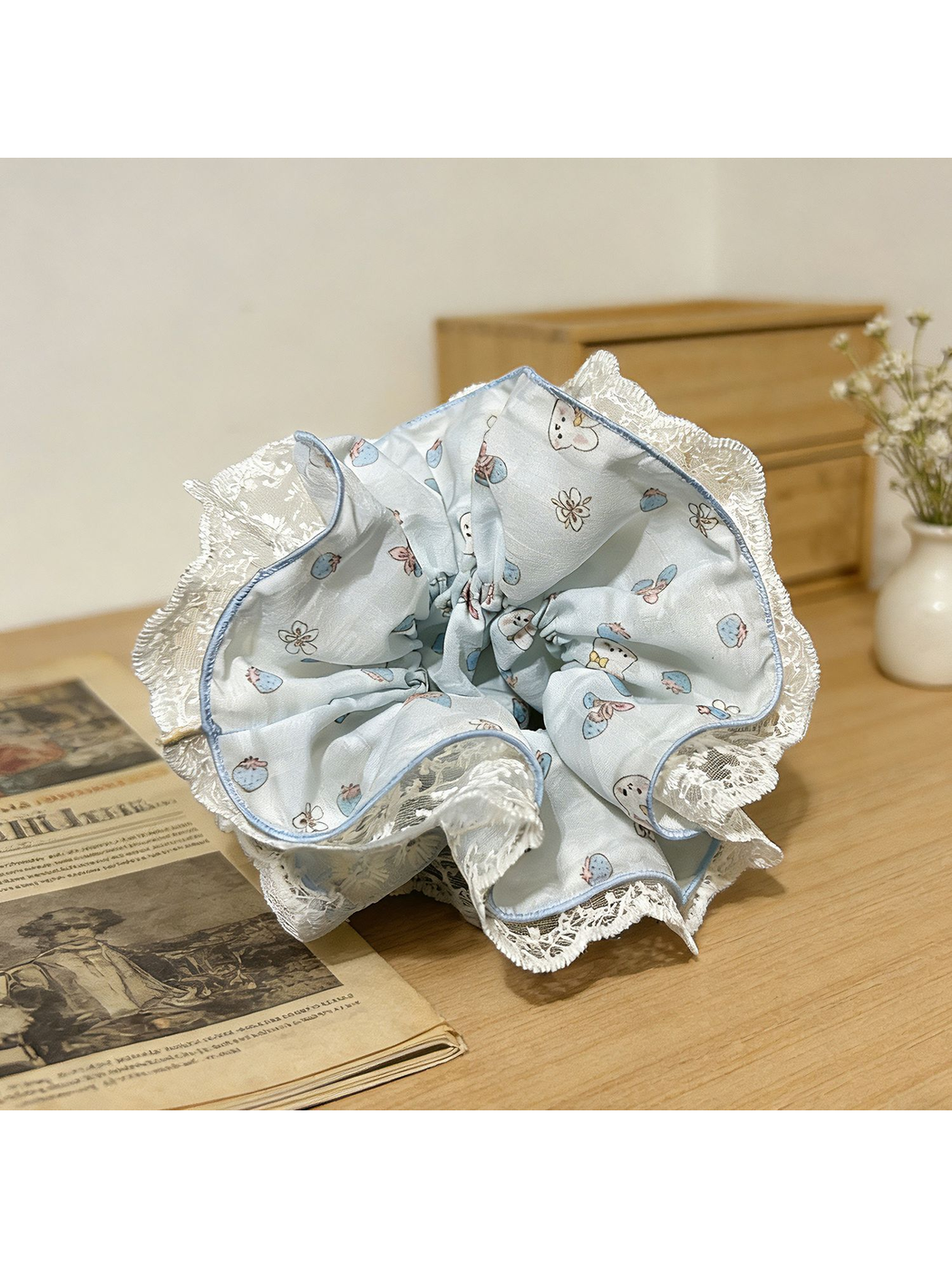 Gifty - Ruffled Lace Strawberry Hair Scrunchie