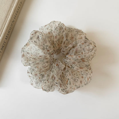 Gifty - Ruffled Flower Print Polyester Hair Scrunchie