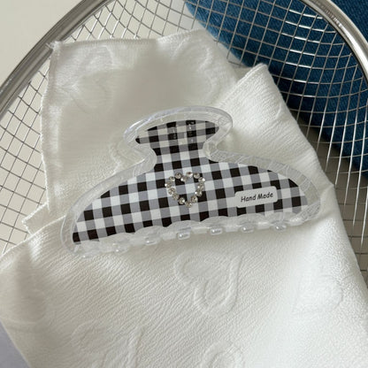Beau - Clear Edge Gingham Heart Detail Claw Clip