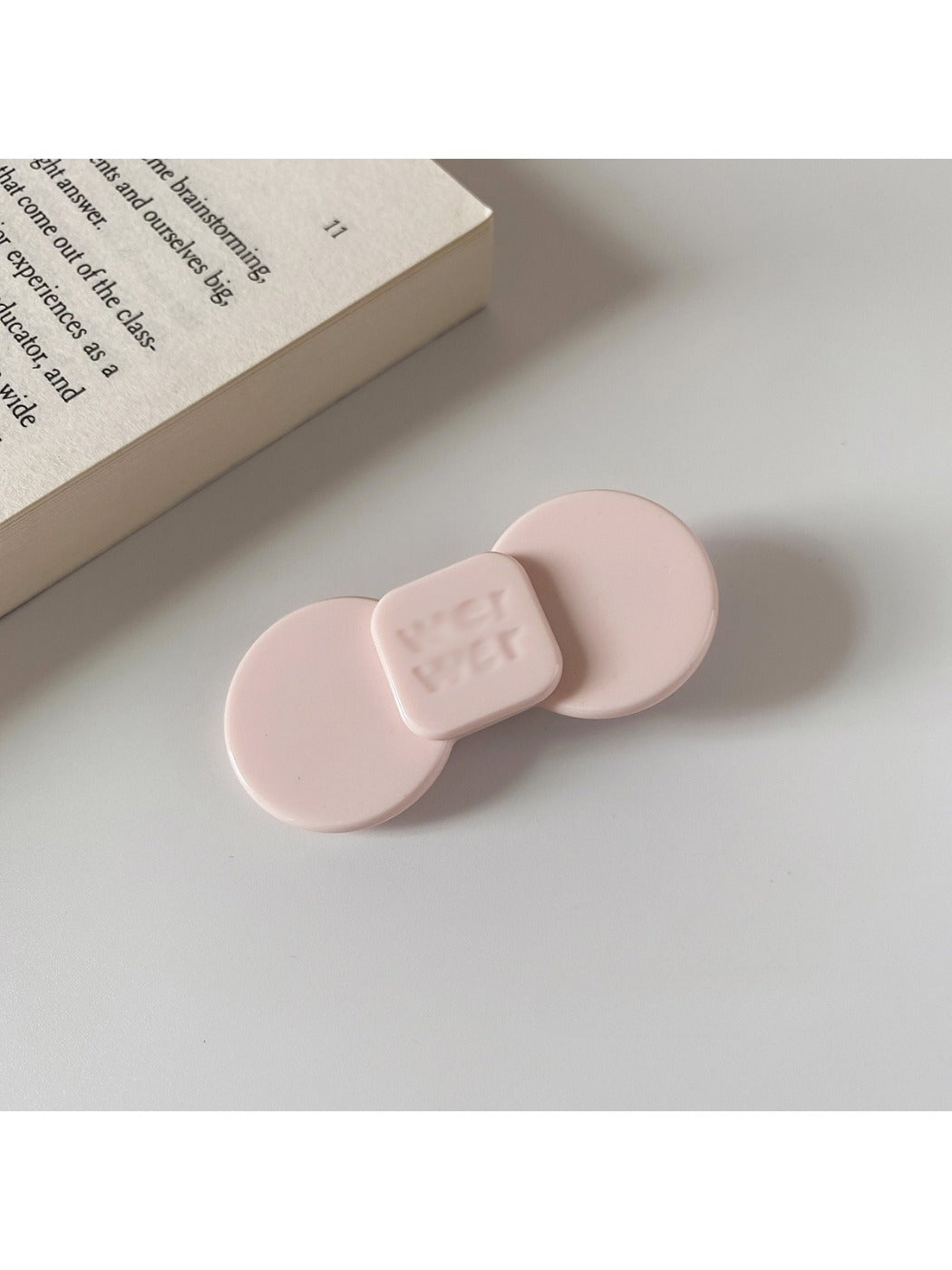Beau - Sweet Minimalist Bow Hair Clip
