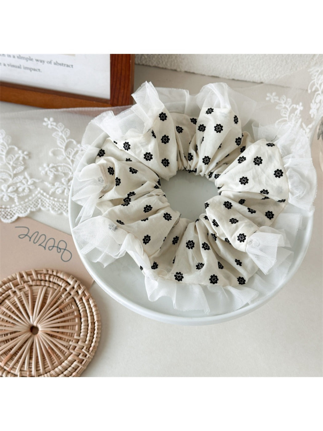Gifty - Floral Lace Bow Hair Ties