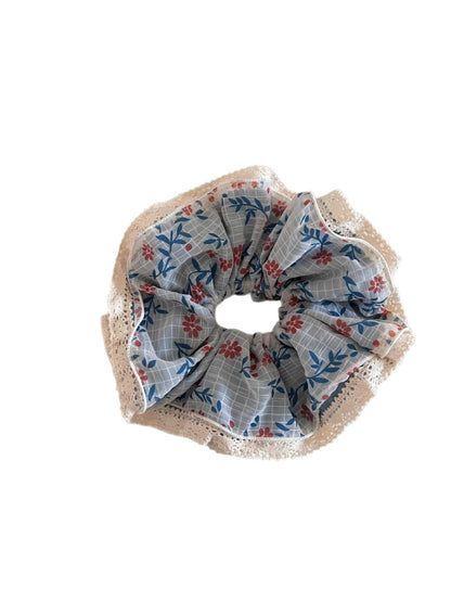 Gifty - Lace Edge Spiral-Shaped Hair Tie