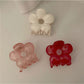 Beau - Cute Minimalist Flower Hair Claw Clip