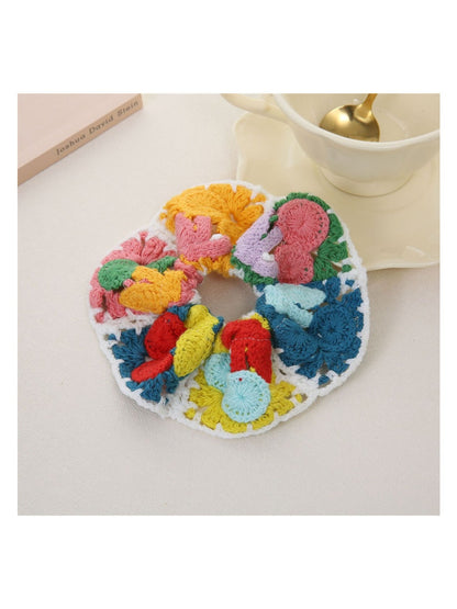 Gifty - Chunky Knit Scrunchie with Floral Design Hair Ties