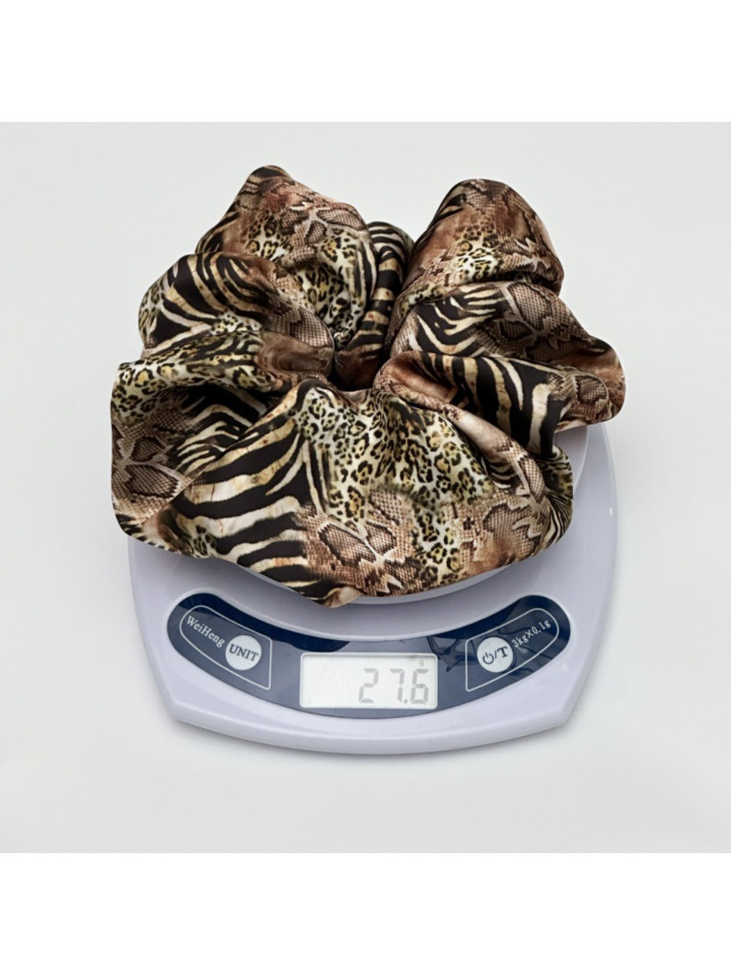 Gifty - Leopard Print Satin Scrunchie