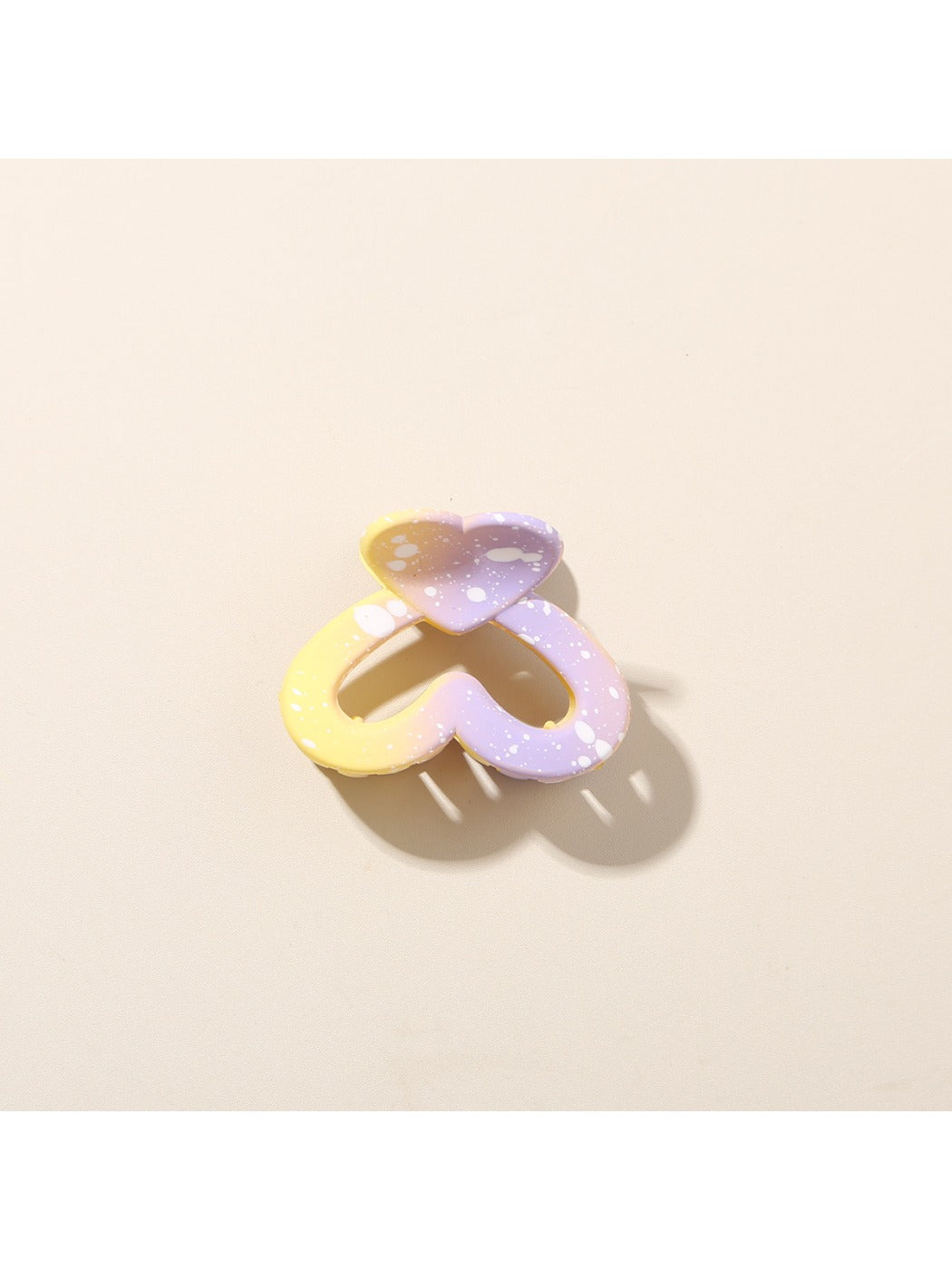 Beau - Gradient Heart Shaped Hair Claw Clip