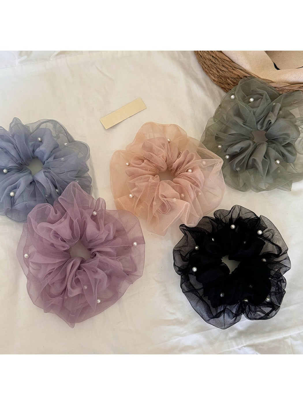 Gifty - Polyester Mesh Ruffled Round Scrunchie Hair Tie