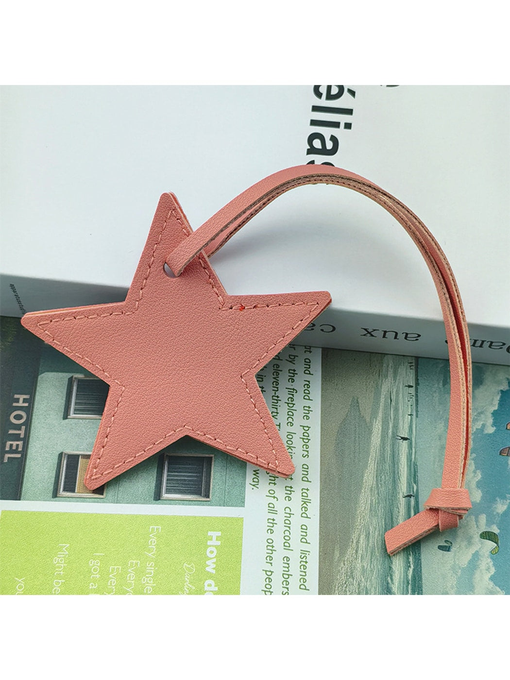 Keypus - Minimalist Five-Point Star Bag Charm Keychain