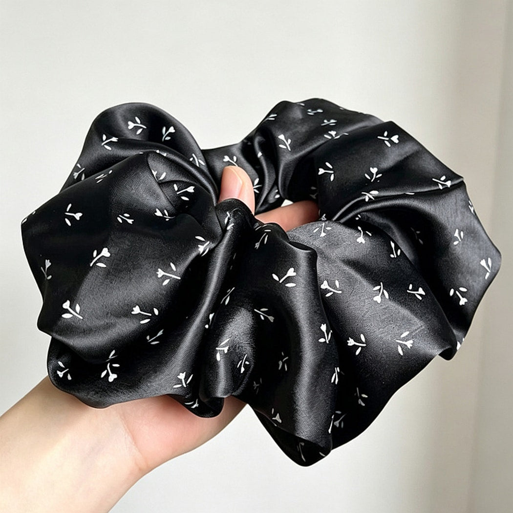 Gifty - Glossy Floral Print Ponytail Hair Scrunchie