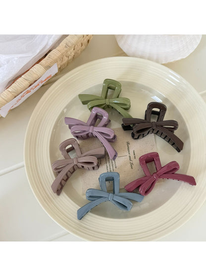 Beau - Glossy Bow Shape Plastic Claw Clip