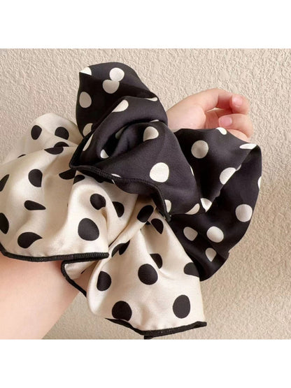 Gifty - Versatile Large Polka Dot Scrunchie