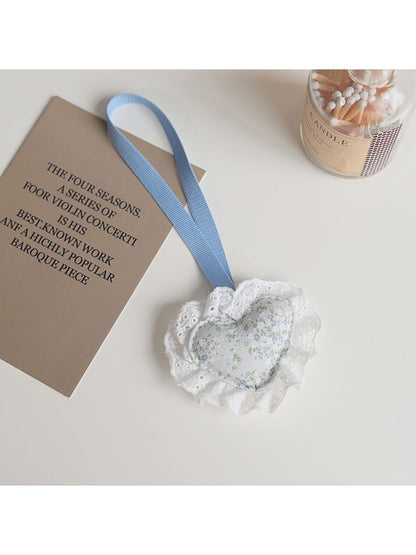 Keypus - Heart Shaped Pendant Perfect Valentine Gift