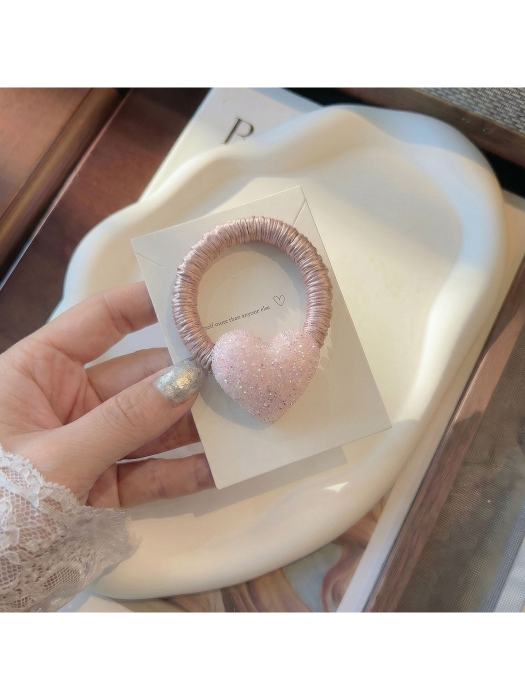 Gifty - Shimmer Heart Detail Elastic Hair Tie