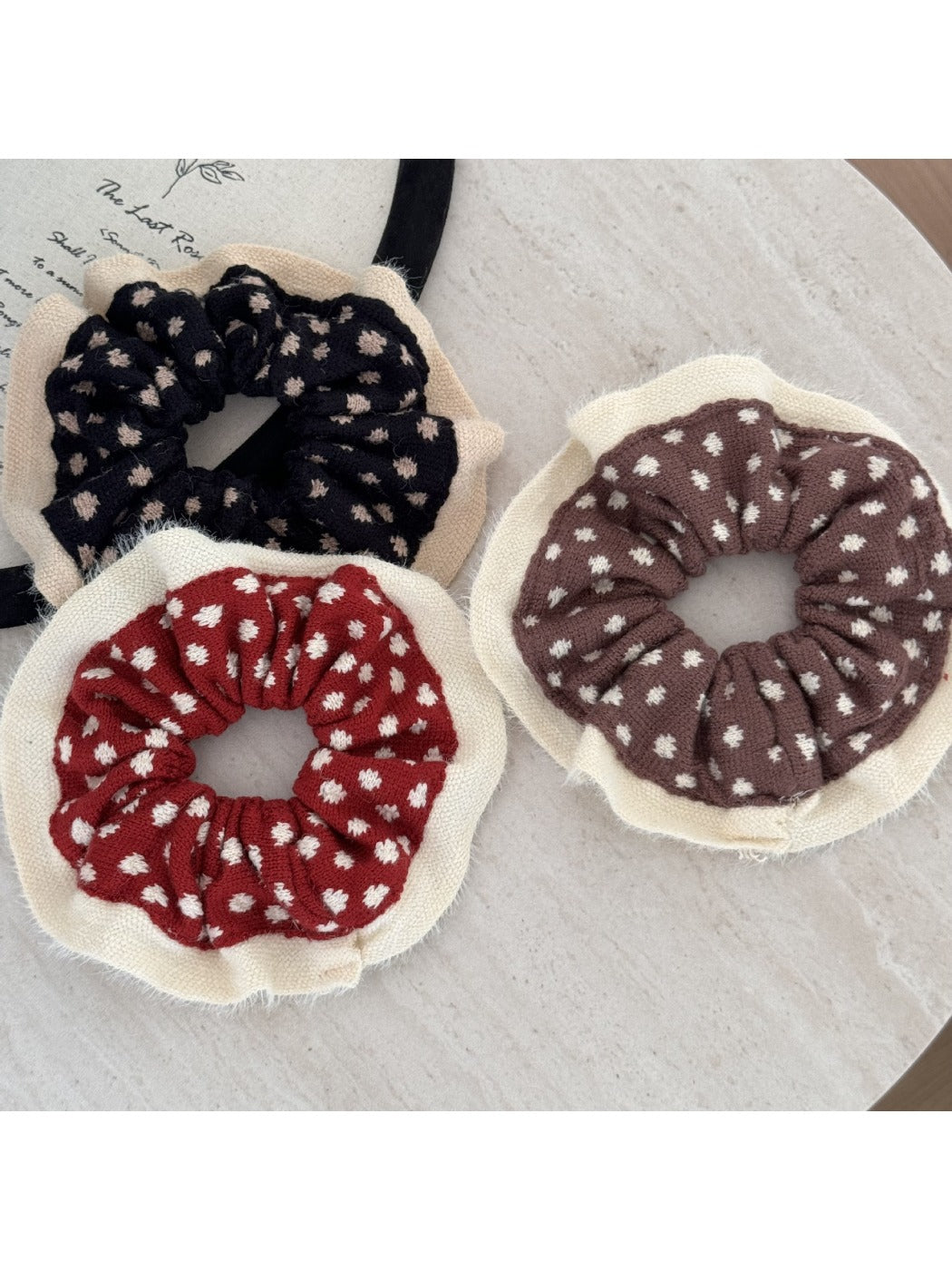 Gifty - Vintage Sweetheart Hair Ties